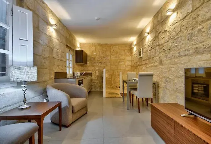 Cosy 1Br Home In The Heart Of Vibrant Valletta By 360 Estates